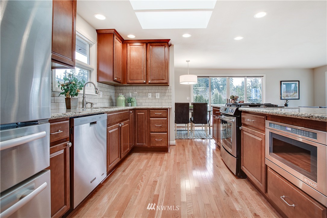 22410 3rd Avenue Southeast Bothell, WA 98021 - Photo 10 of 23