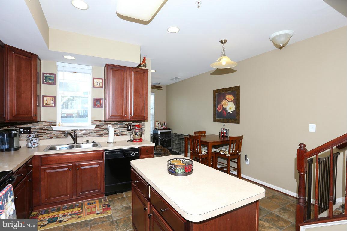 646 Tivoli Road Frederick, MD 21703 - Photo 9 of 26 Kitchen