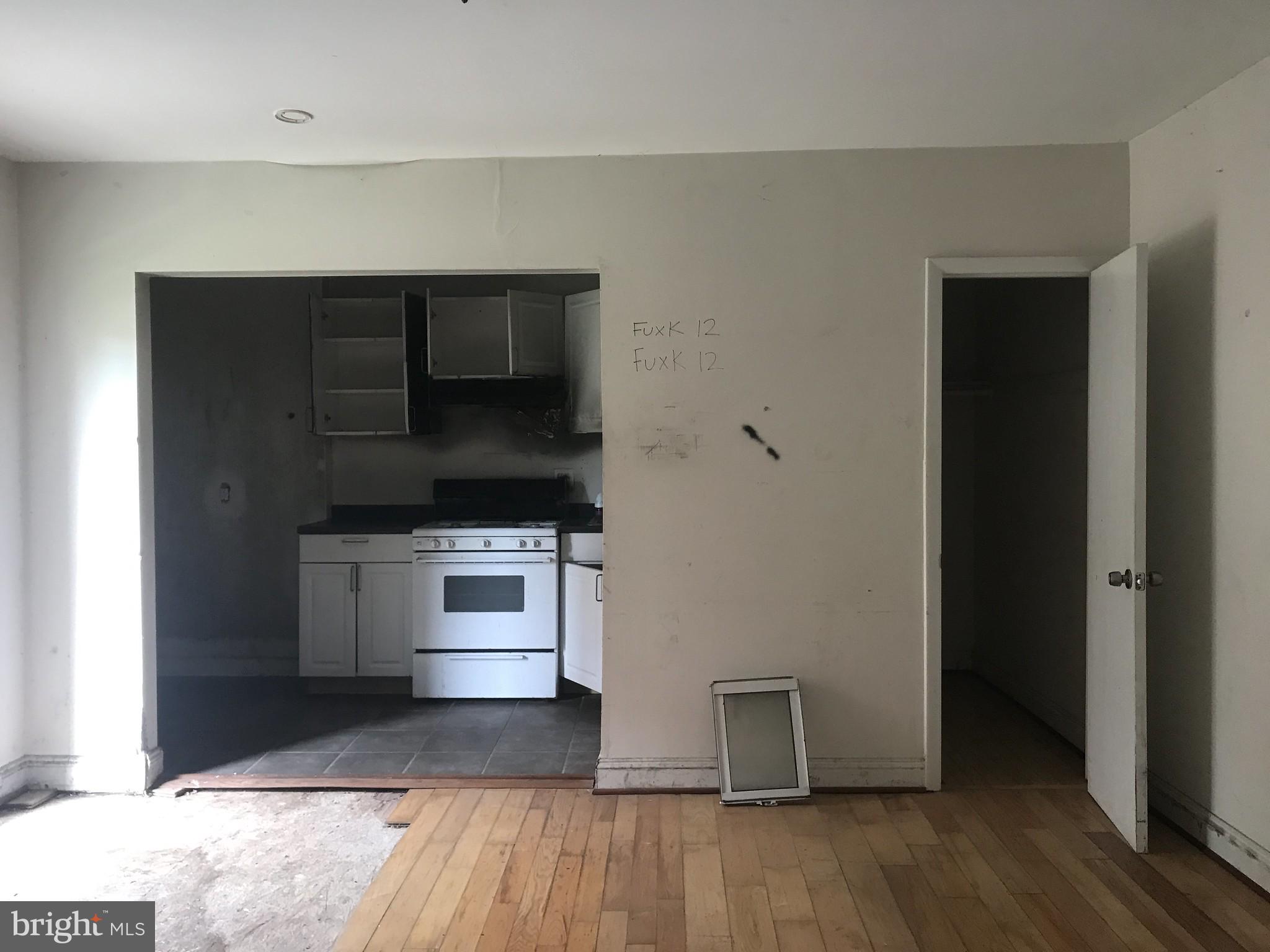 4662 Hillside Road Southeast Washington, DC 20019 - Photo 9 of 21 Gallery Image 9