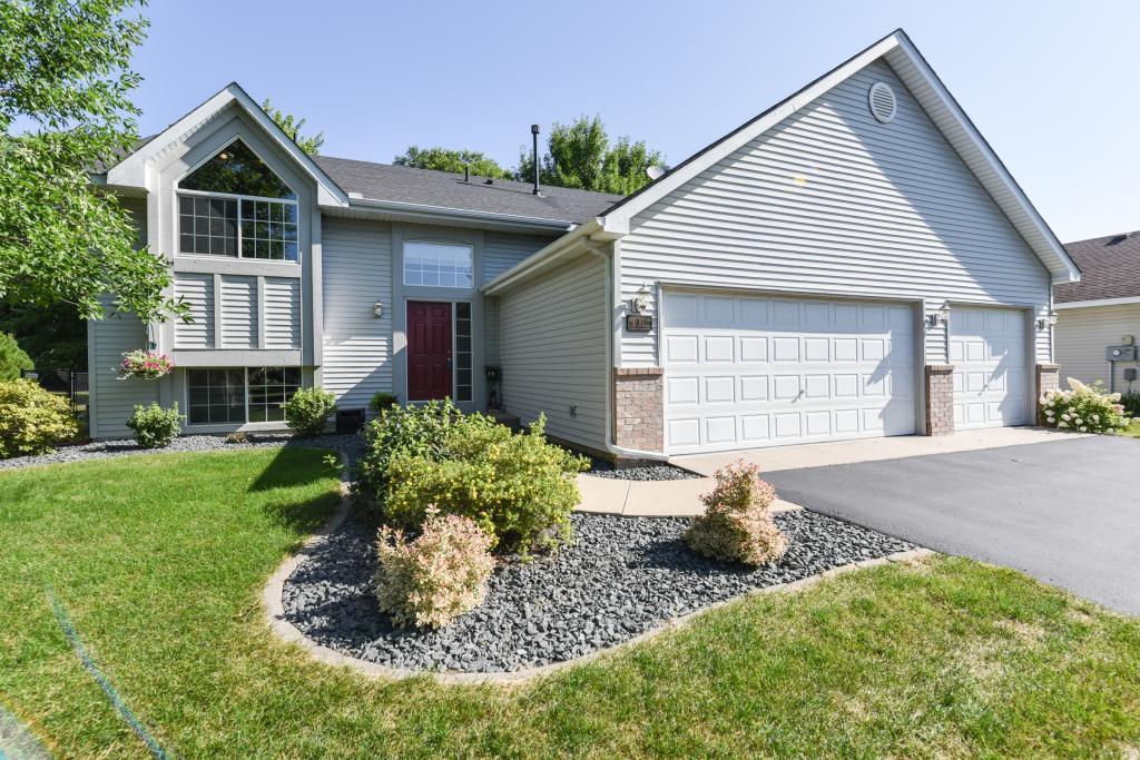 1015 Ridge Street Jordan, MN 55352 - Photo 1 of 30 Gallery Image 1