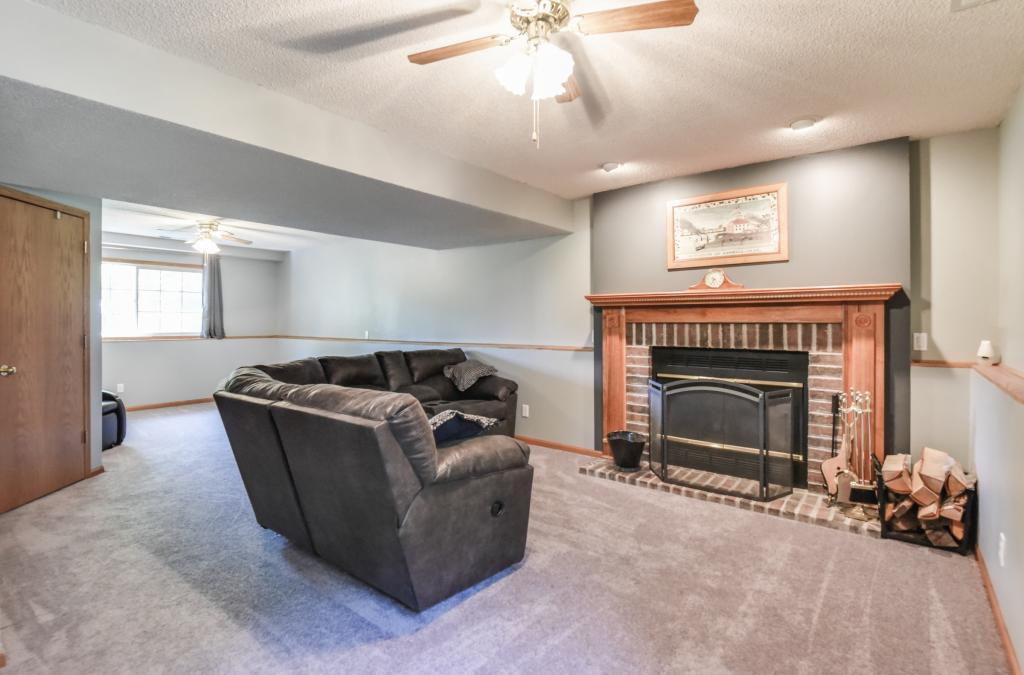 1015 Ridge Street Jordan, MN 55352 - Photo 26 of 30 Gallery Image 26