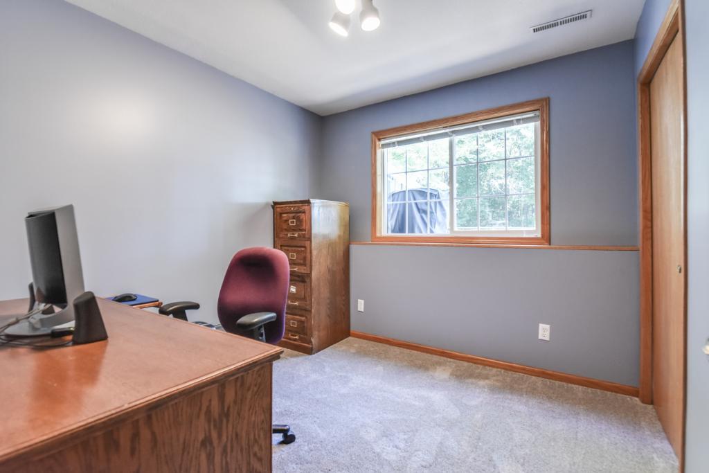 1015 Ridge Street Jordan, MN 55352 - Photo 28 of 30 Gallery Image 28
