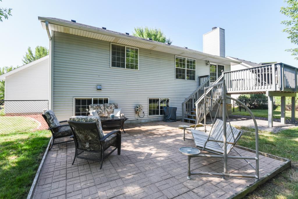1015 Ridge Street Jordan, MN 55352 - Photo 5 of 30 Gallery Image 5