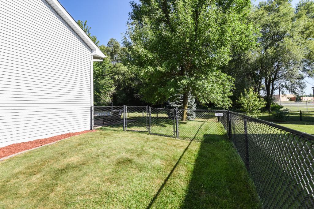 1015 Ridge Street Jordan, MN 55352 - Photo 10 of 30 Gallery Image 10