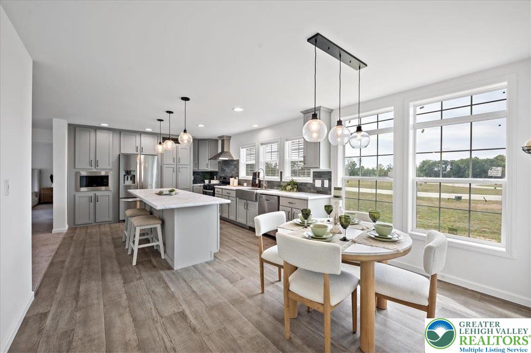 3983 Hastings Road Walnutport, PA 18088 - Photo 20 of 39 Kitchen/Dining Area