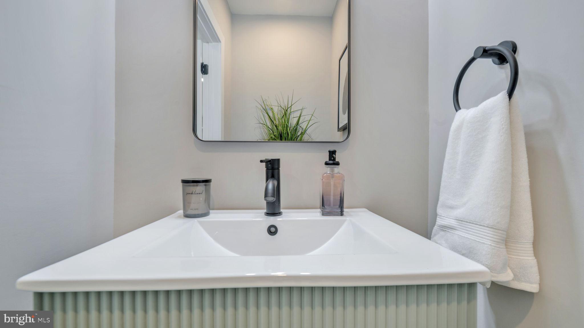 417 Ingraham Street Northwest Washington, DC 20011 - Photo 22 of 46 Powder Room