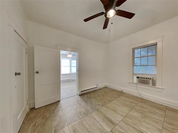 $1,199 | 115 South Grandview Avenue, Unit 1, Daytona Beach, FL 32118