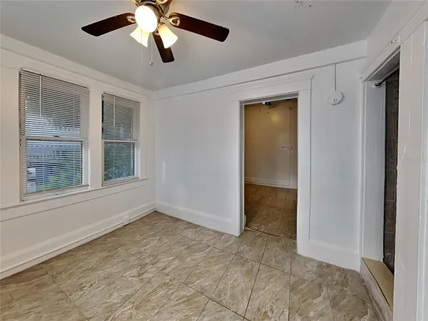 $1,199 | 115 South Grandview Avenue, Unit 1, Daytona Beach, FL 32118