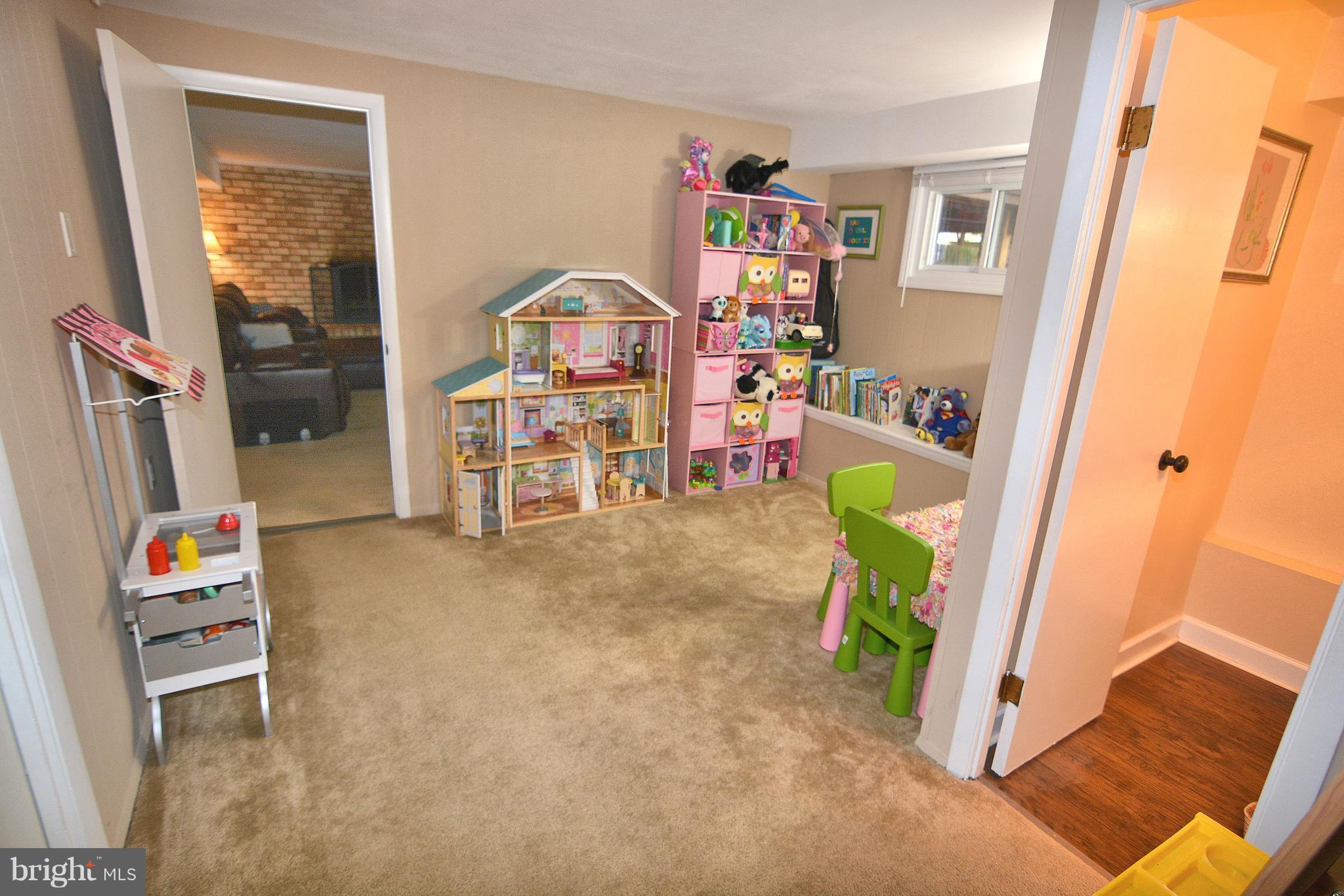 851 Wilson Road Arnold, MD 21012 - Photo 22 of 30 Great separate space for playroom/ office/ gym!