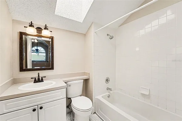 $2,800 | 5567 Sea Forest Drive, Unit 324, New Port Richey, FL 34652