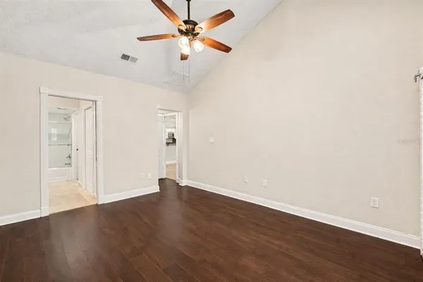 $2,800 | 5567 Sea Forest Drive, Unit 324, New Port Richey, FL 34652
