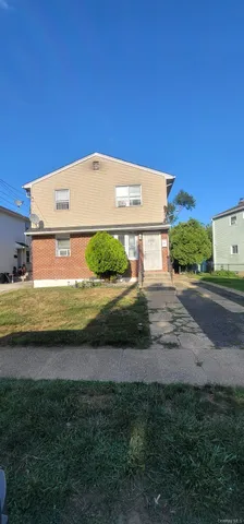 $515,000 | 106-108 Remsen Avenue, Hempstead, NY 11550