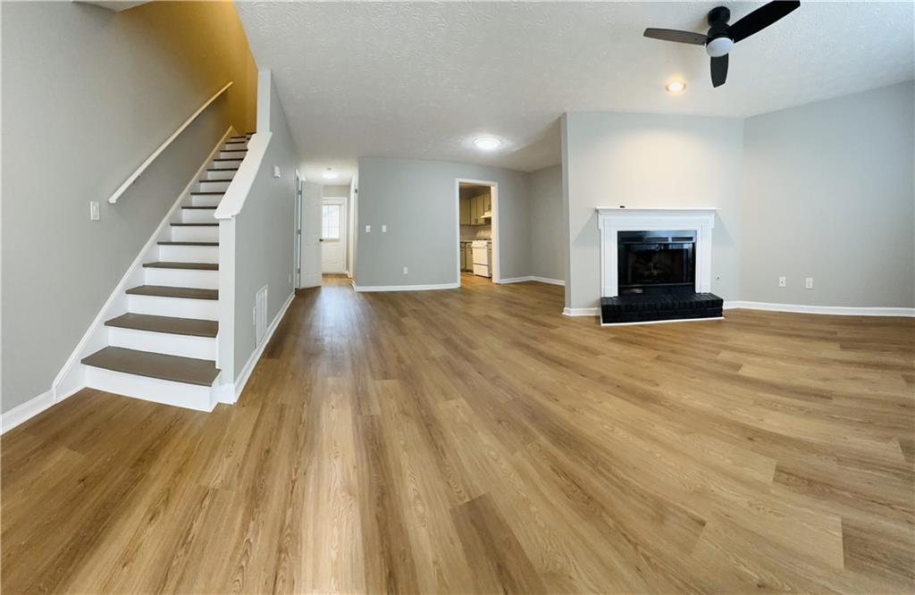 1016 Kennesborough Road Northwest Kennesaw, GA 30144 - Photo 3 of 35