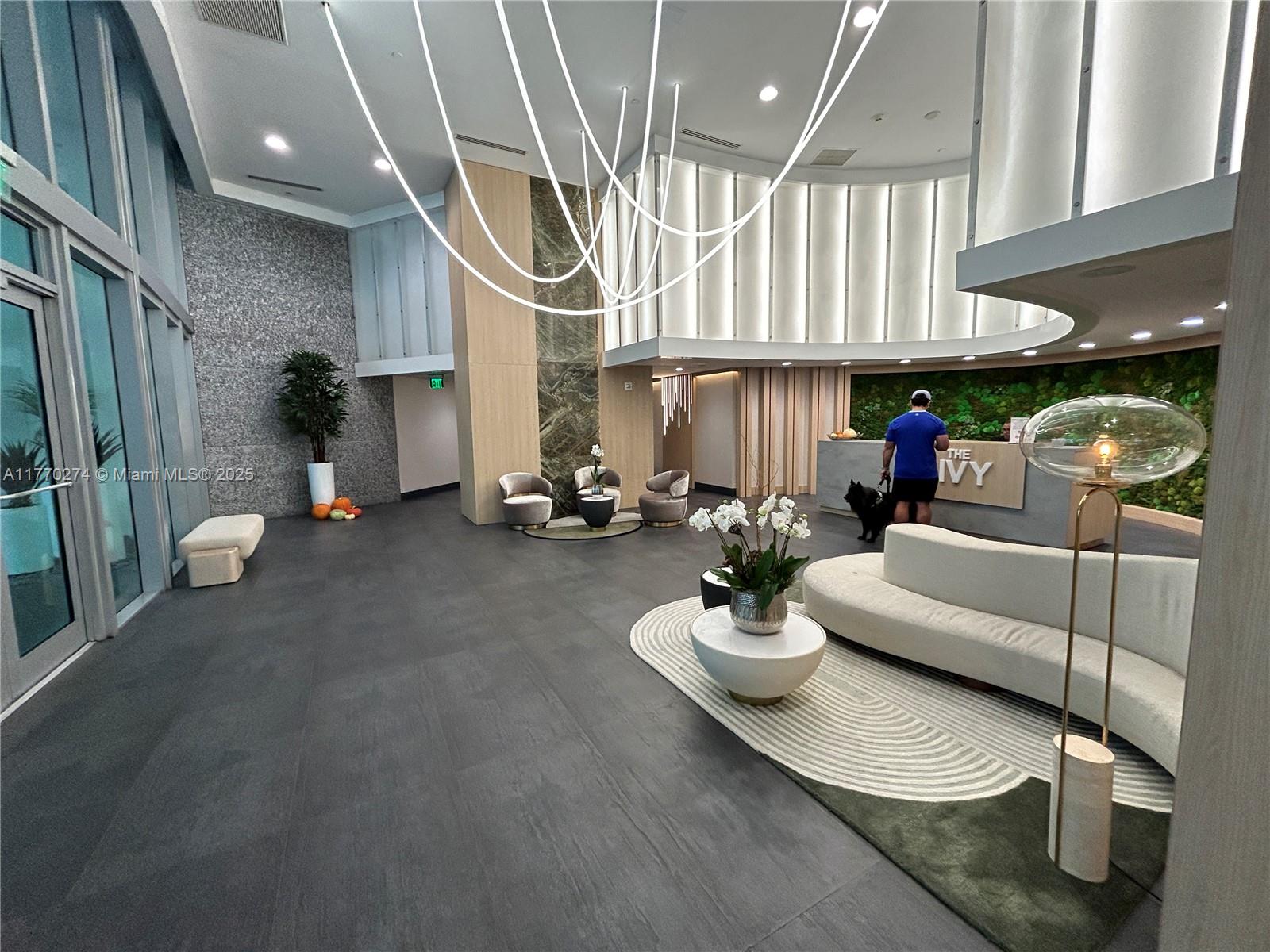 90 Southwest 3rd Street, Unit 3610 Miami, FL 33130 - Photo 17 of 38