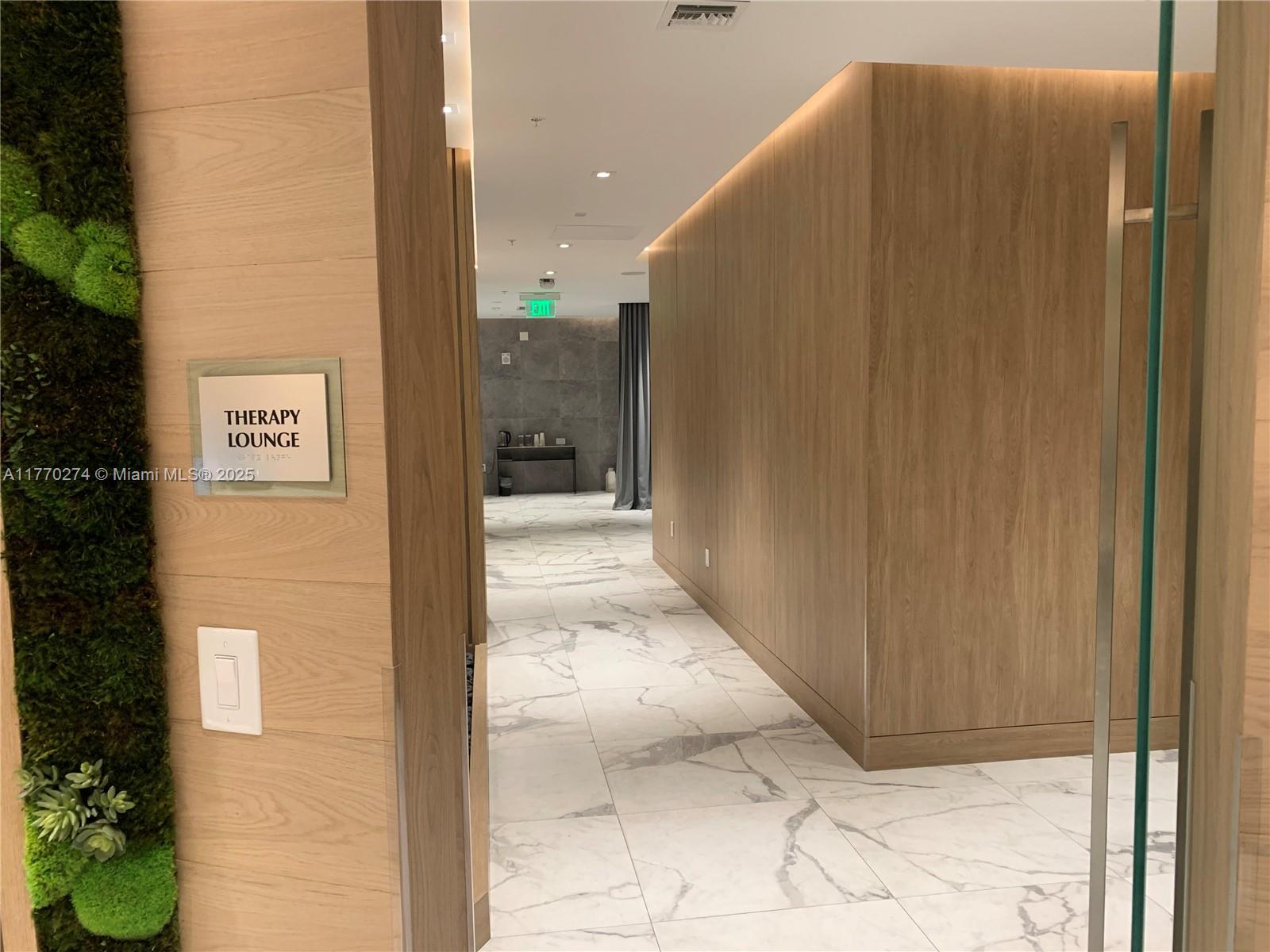 90 Southwest 3rd Street, Unit 3610 Miami, FL 33130 - Photo 31 of 38