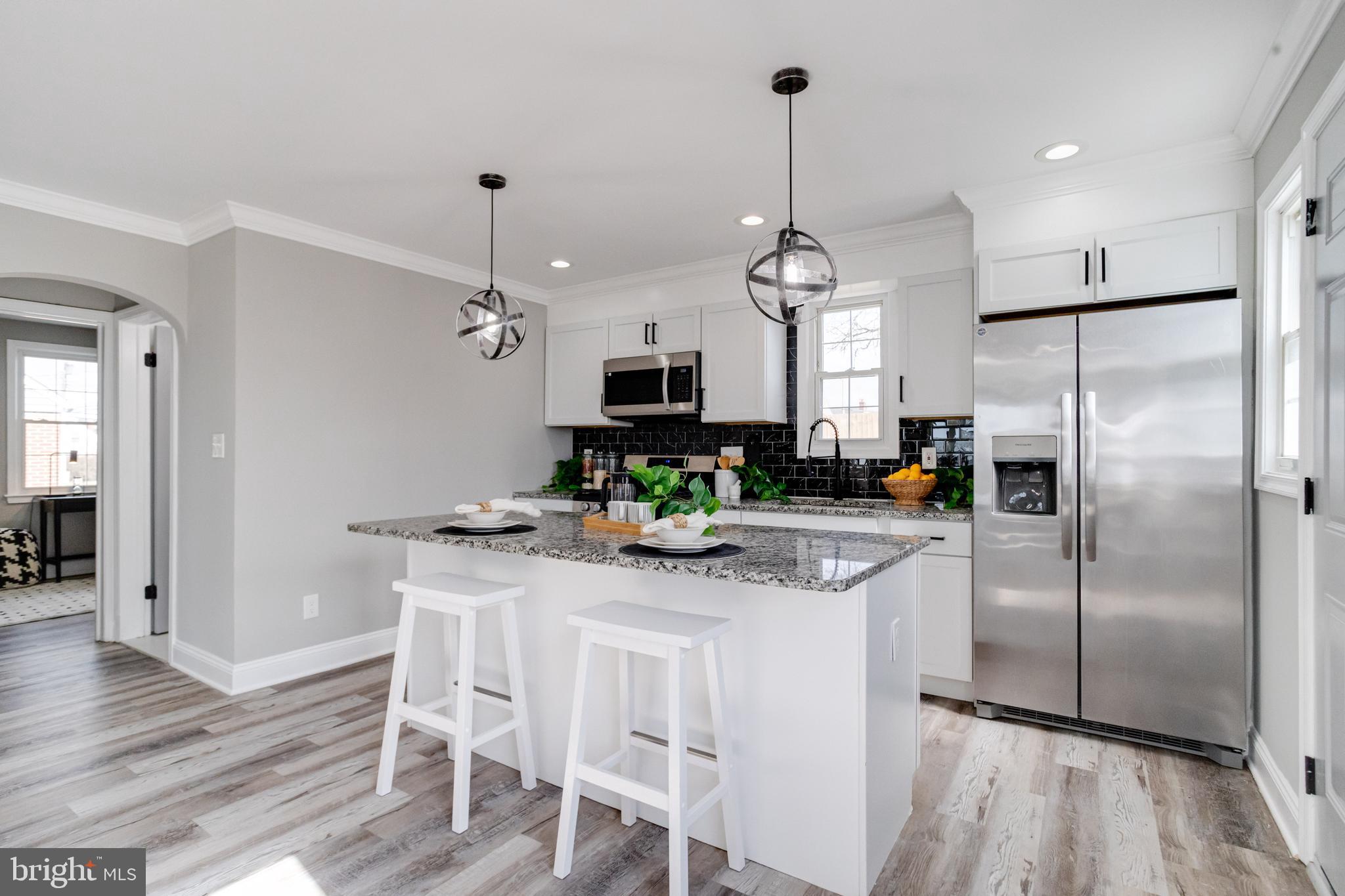 1829 Hanford Road Baltimore, MD 21237 - Photo 3 of 36