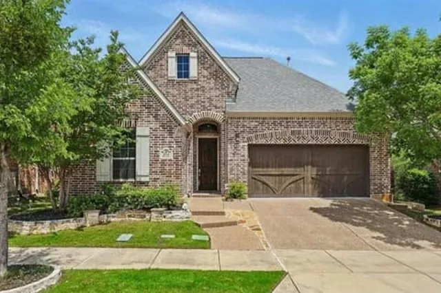 $670,000 | 2521 Hunters Boulevard, Lewisville, TX 75056