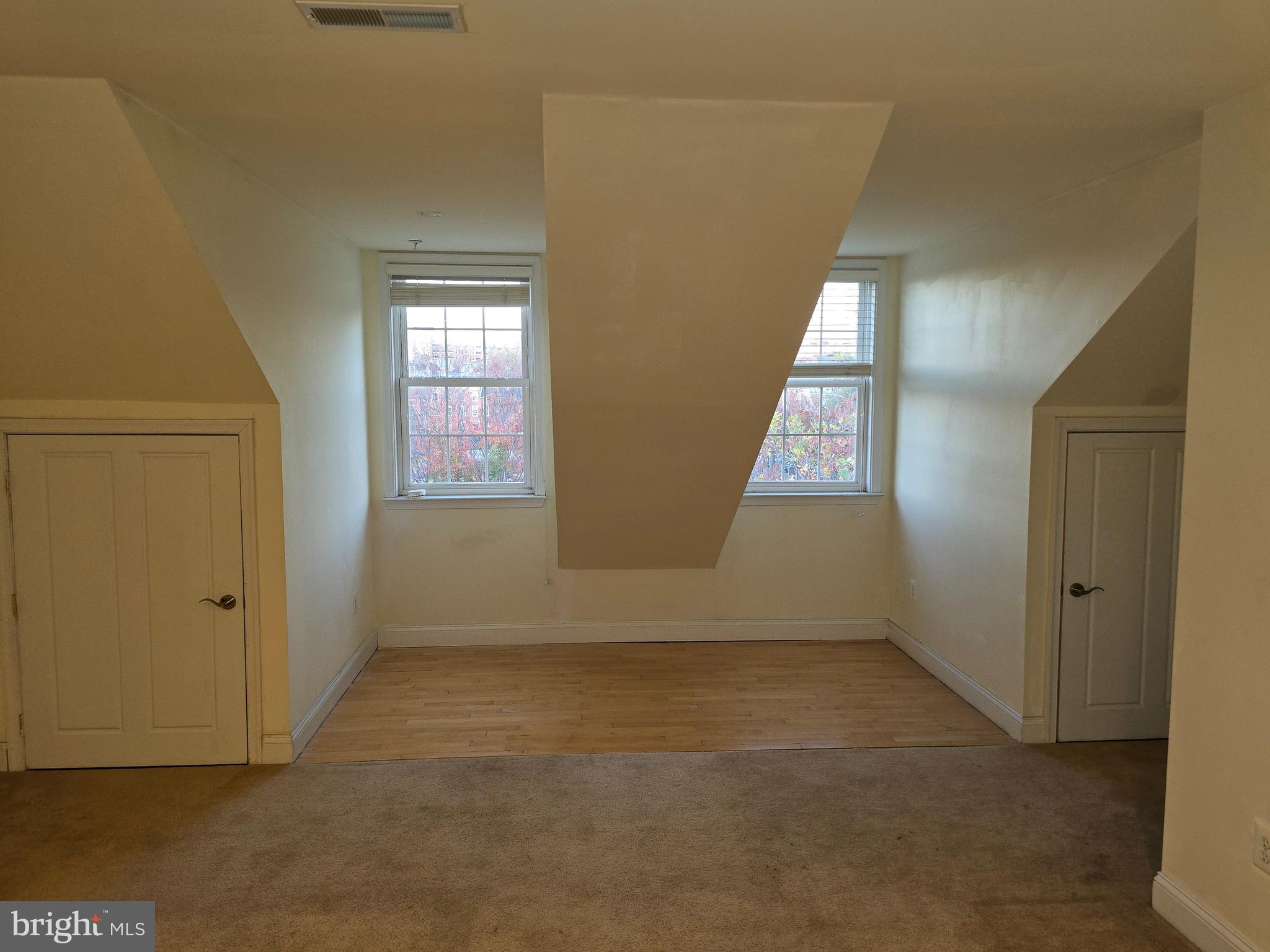 829 McHenry Street Baltimore, MD 21230 - Photo 15 of 17 an empty room with windows