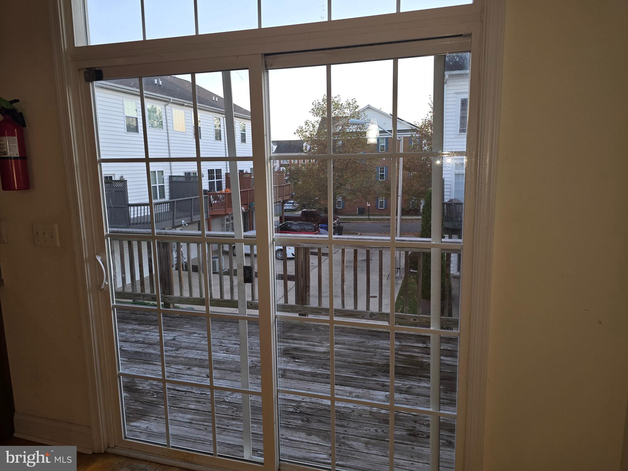 829 McHenry Street Baltimore, MD 21230 - Photo 6 of 17 a view of a balcony