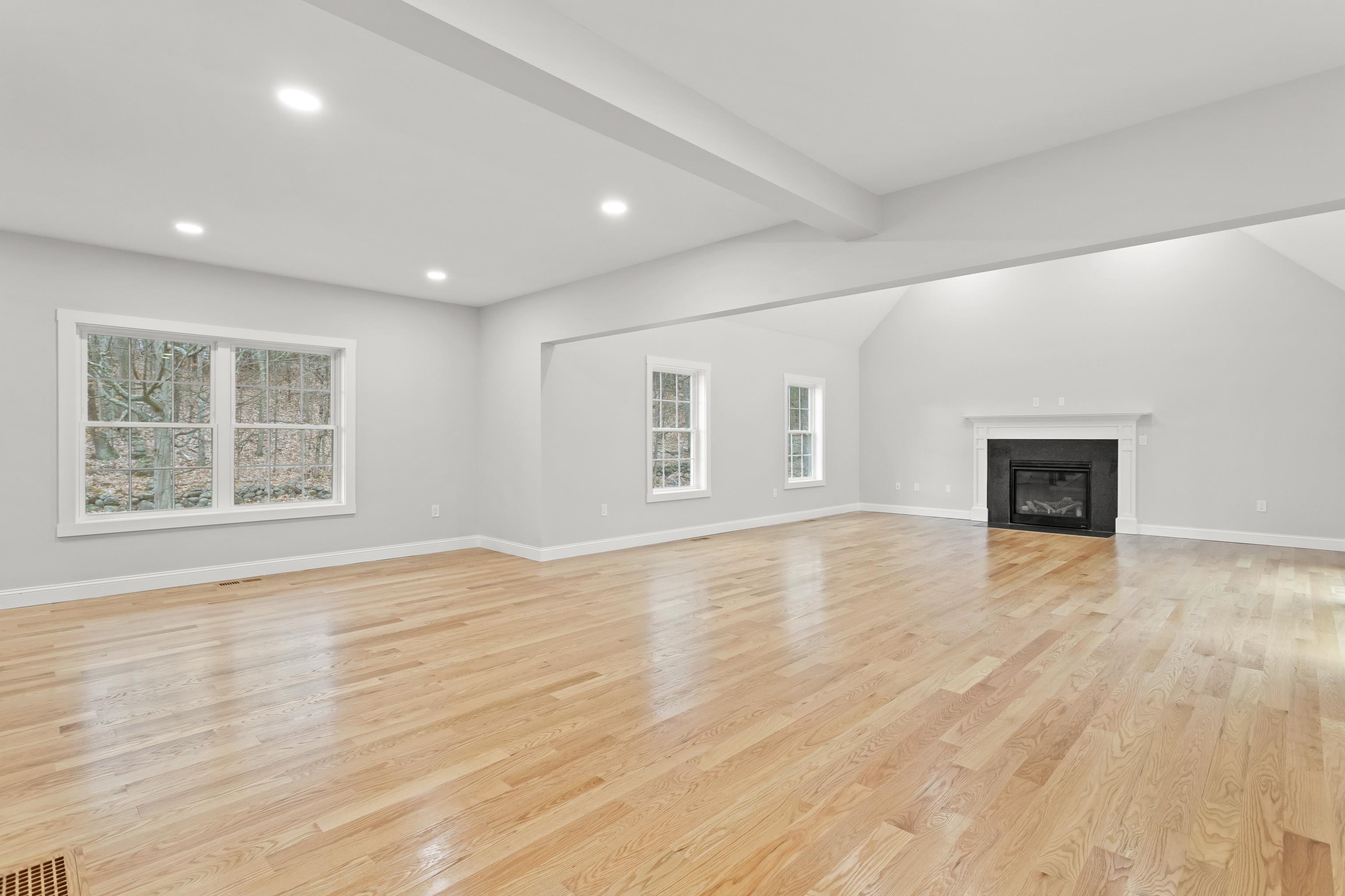 380 East Dunbarton Road Goffstown, NH 03045 - Photo 16 of 55