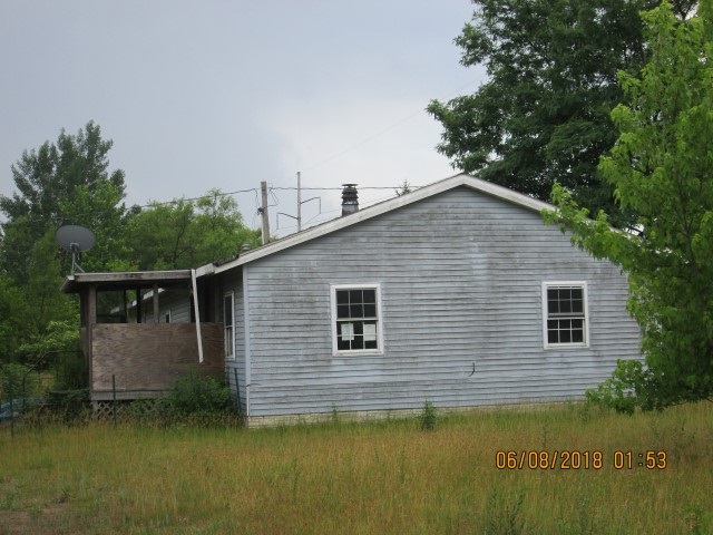 8965 Ripley Avenue Muscatine, IA 52761 - Photo 1 of 13 Gallery Image 1