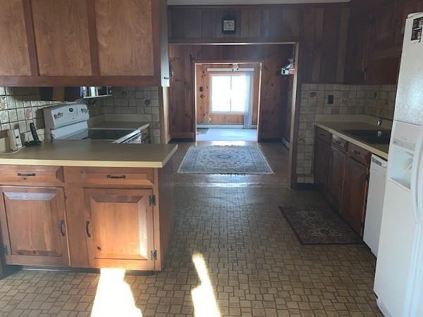 33 Birchcroft Road Canton, MA 02021 - Photo 3 of 24 Gallery Image 3