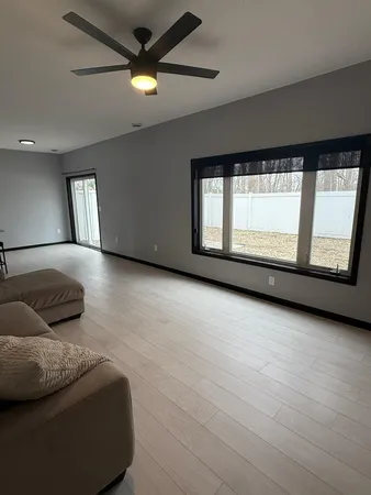 $259,900 | 2122 Willow Trail, North Mankato, MN 56003