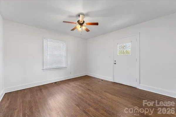 $1,350 | 5711 Oak Drive, Charlotte, NC 28216
