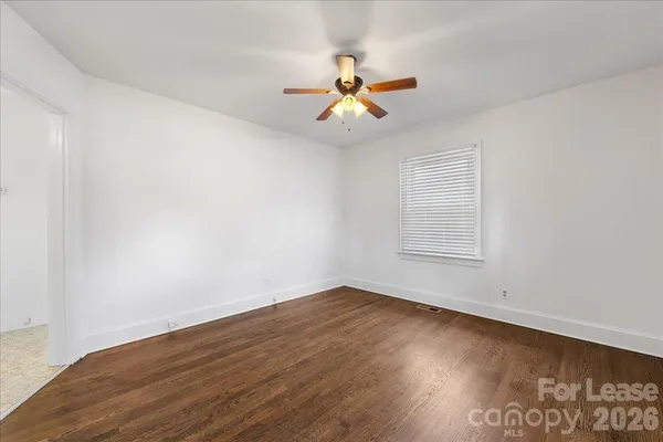 $1,350 | 5711 Oak Drive, Charlotte, NC 28216