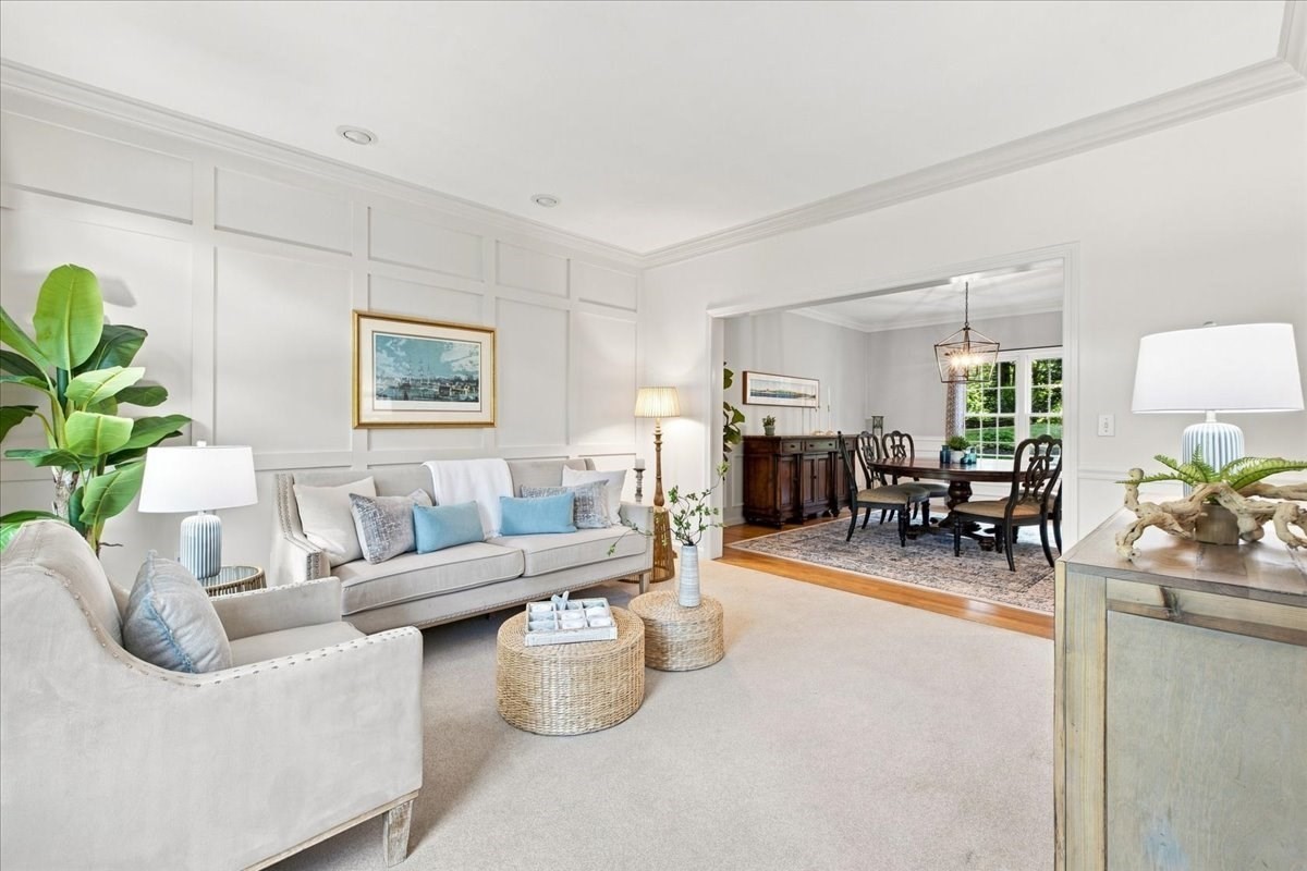 11 Evergreen Road Norfolk, MA 02056 - Photo 6 of 41 Gallery Image 6