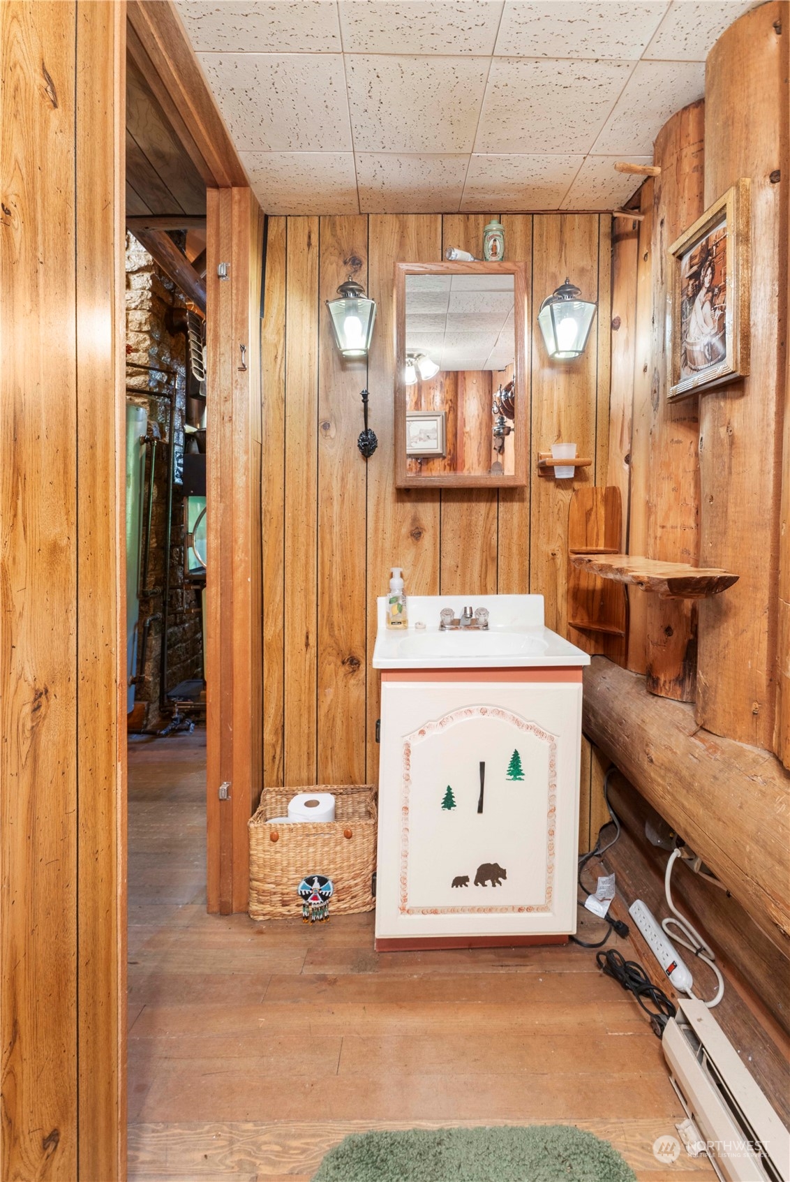 9 The Dalles Enumclaw, WA 98022 - Photo 13 of 21 a view of a hallway with entryway