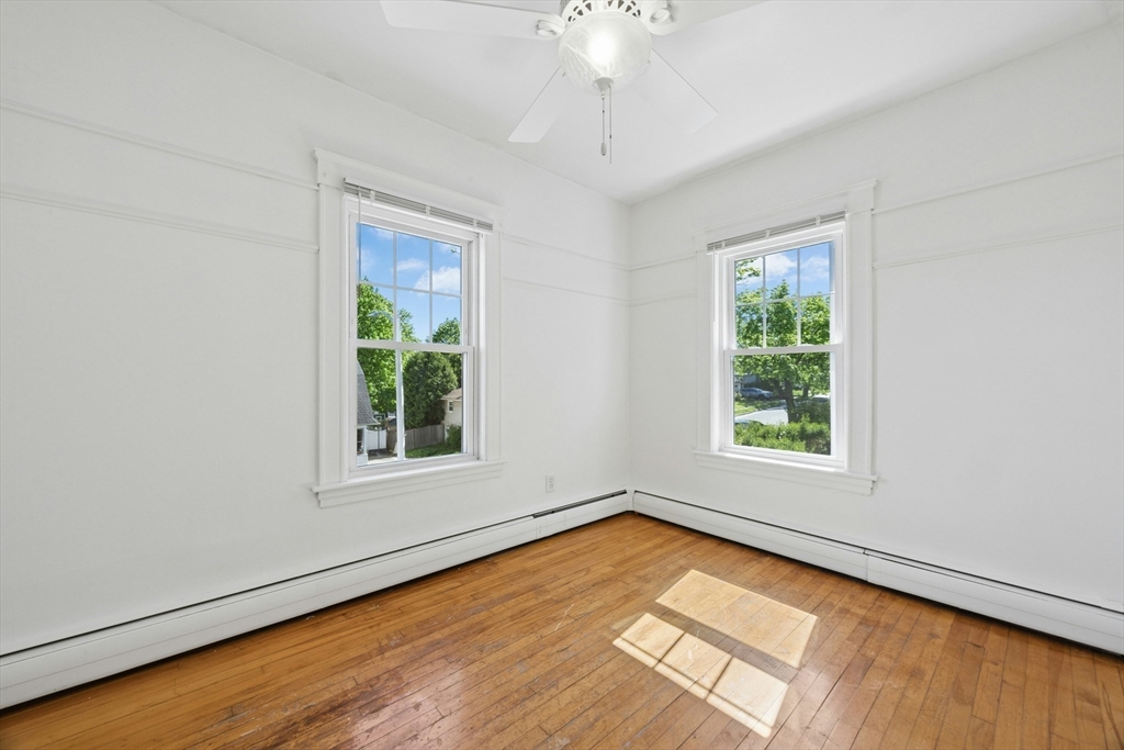 63 Park Terrace Road Worcester, MA 01604 - Photo 33 of 42