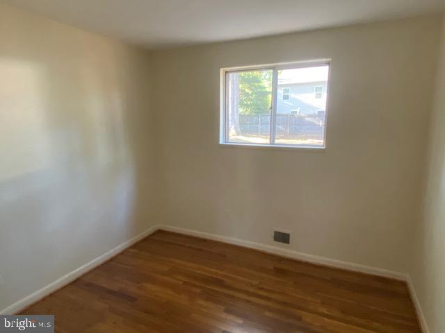 923 Malta Lane Silver Spring, MD 20901 - Photo 20 of 33 Bedroom 3 of 4 main level