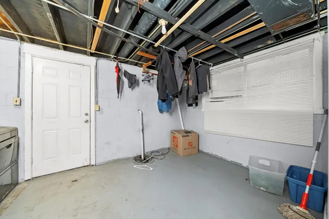 $154,900 | 350 East Tulip Drive, Glenwood, IL 60425