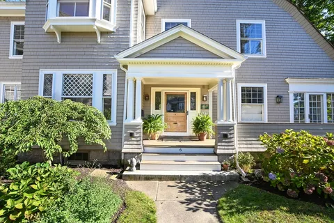 $699,900 | 6 Clinton Place, New Bedford, MA 02740