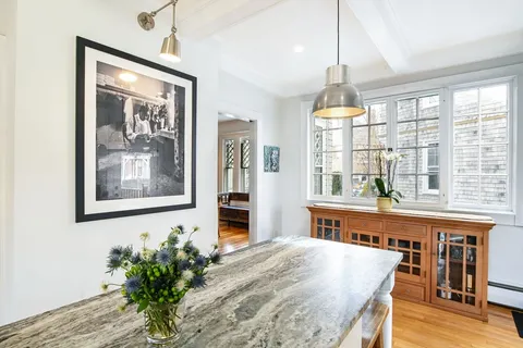 $699,900 | 6 Clinton Place, New Bedford, MA 02740