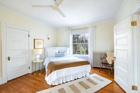 $699,900 | 6 Clinton Place, New Bedford, MA 02740