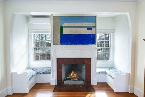 $699,900 | 6 Clinton Place, New Bedford, MA 02740