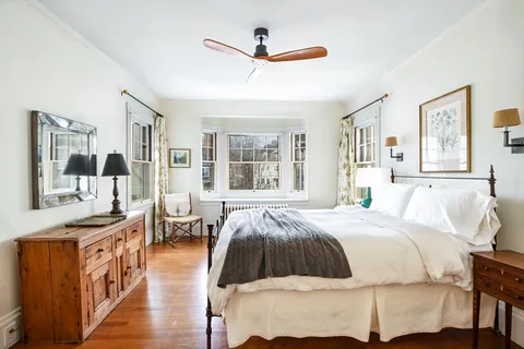 $699,900 | 6 Clinton Place, New Bedford, MA 02740