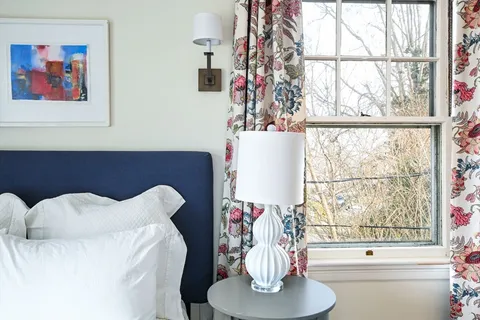 $699,900 | 6 Clinton Place, New Bedford, MA 02740