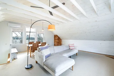 $699,900 | 6 Clinton Place, New Bedford, MA 02740