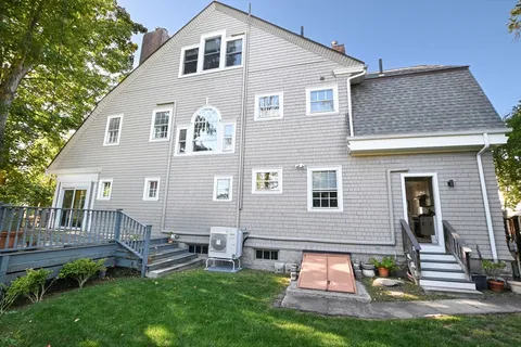 $699,900 | 6 Clinton Place, New Bedford, MA 02740