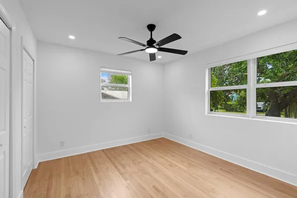 $4,199 | 711 Northeast 8th Avenue, Boynton Beach, FL 33435