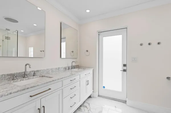 $4,199 | 711 Northeast 8th Avenue, Boynton Beach, FL 33435