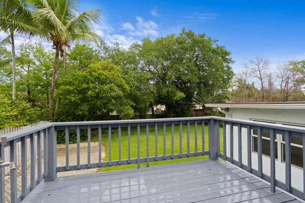 $4,199 | 711 Northeast 8th Avenue, Boynton Beach, FL 33435