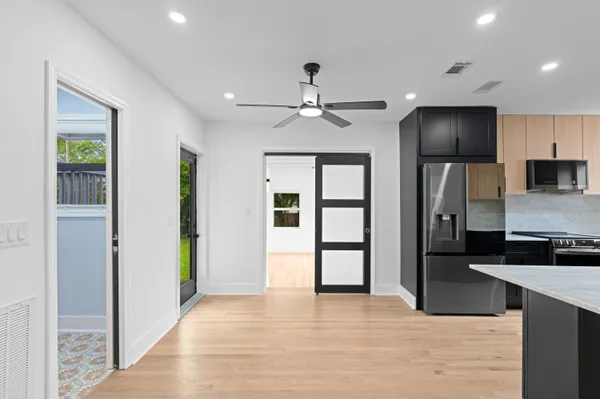 $4,199 | 711 Northeast 8th Avenue, Boynton Beach, FL 33435