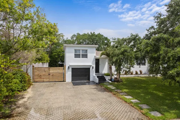 $4,199 | 711 Northeast 8th Avenue, Boynton Beach, FL 33435