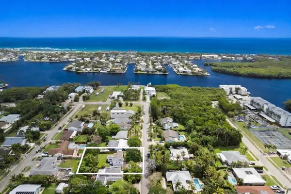 $4,199 | 711 Northeast 8th Avenue, Boynton Beach, FL 33435