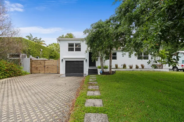 $4,199 | 711 Northeast 8th Avenue, Boynton Beach, FL 33435