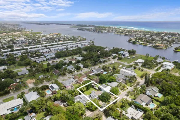 $4,199 | 711 Northeast 8th Avenue, Boynton Beach, FL 33435